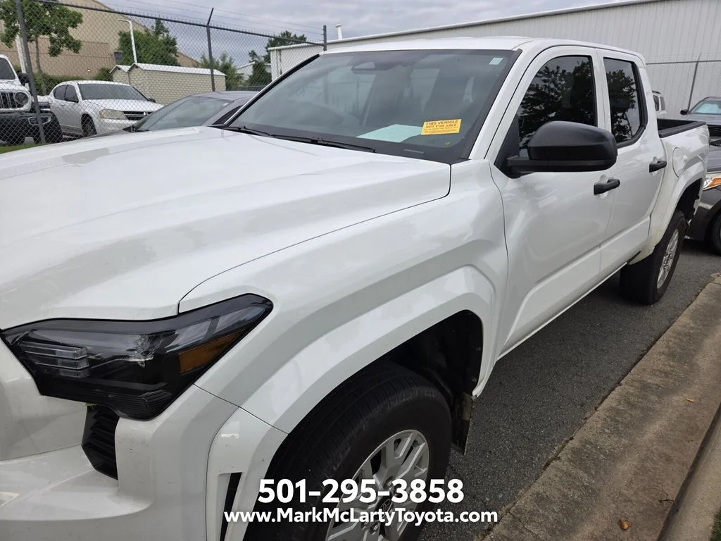 Used 2024 White Toyota SR image 4