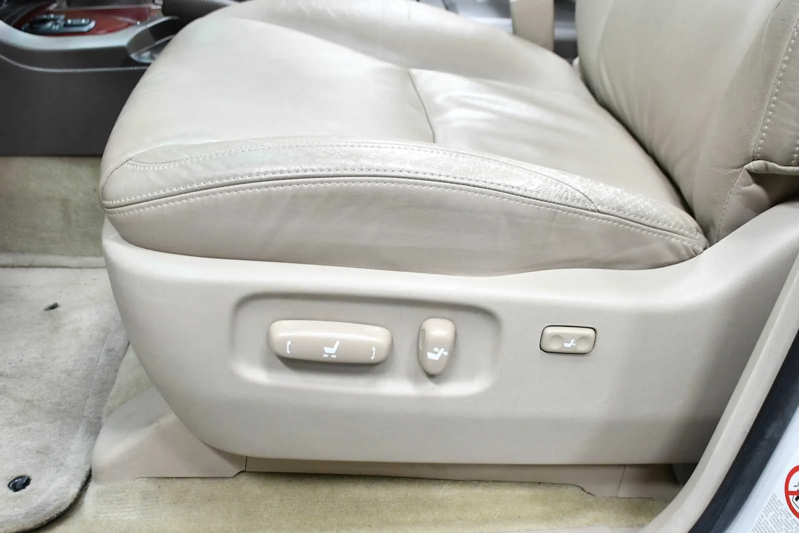 Used 2008 Blizzard Pearl Lexus  image 15