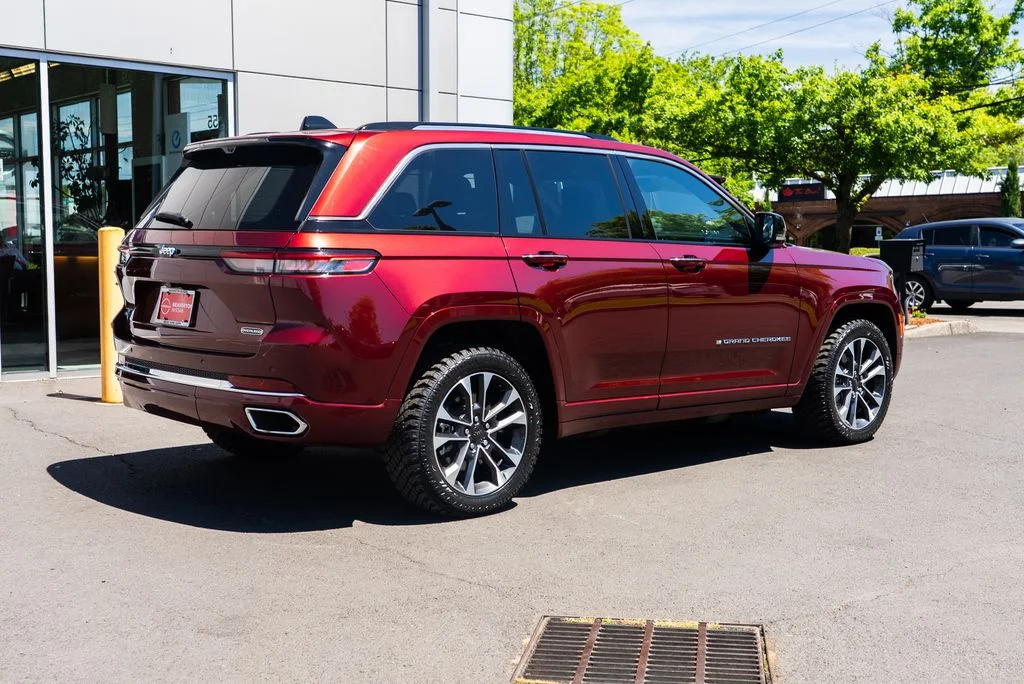 Used 2023 Red Jeep Overland 4xe image 6