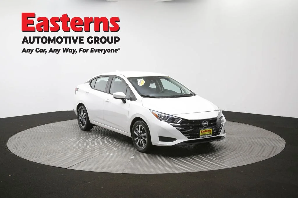 Used 2024 White Nissan 1.6 SV image 48