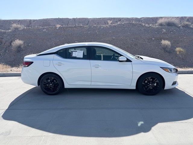 2022 Nissan Sentra SV - Photo 4
