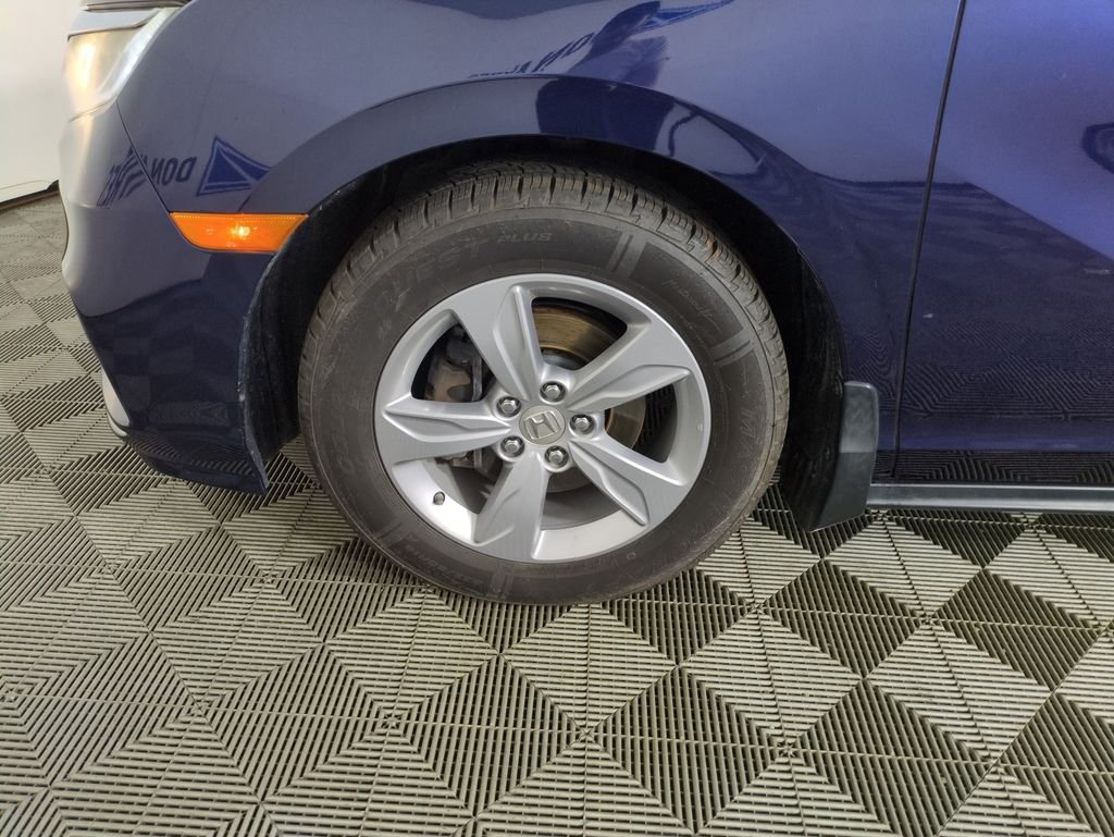 Used 2018 Obsidian Blue Pearl Honda EX image 28