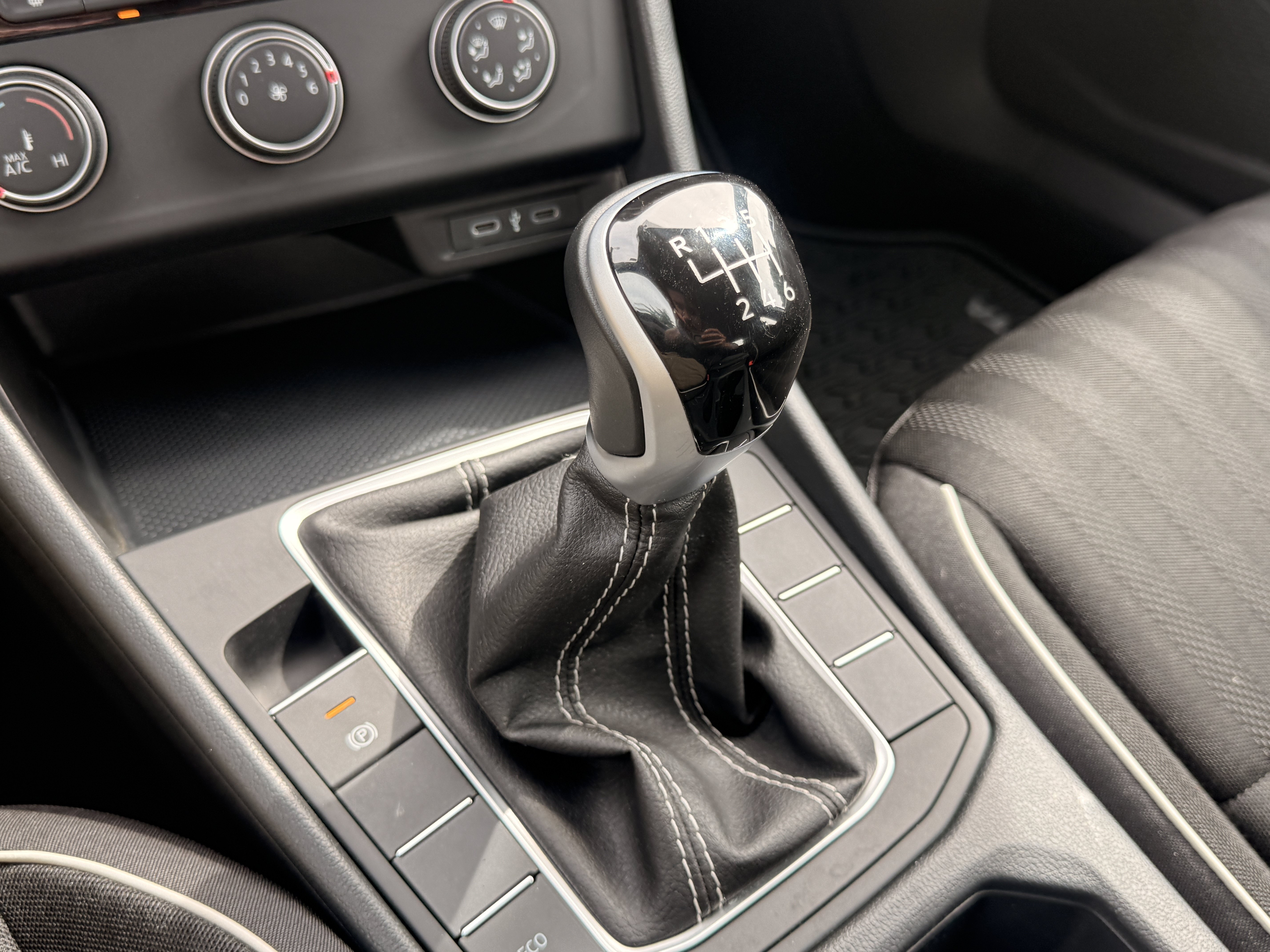 Used 2024 None Volkswagen Sport image 6