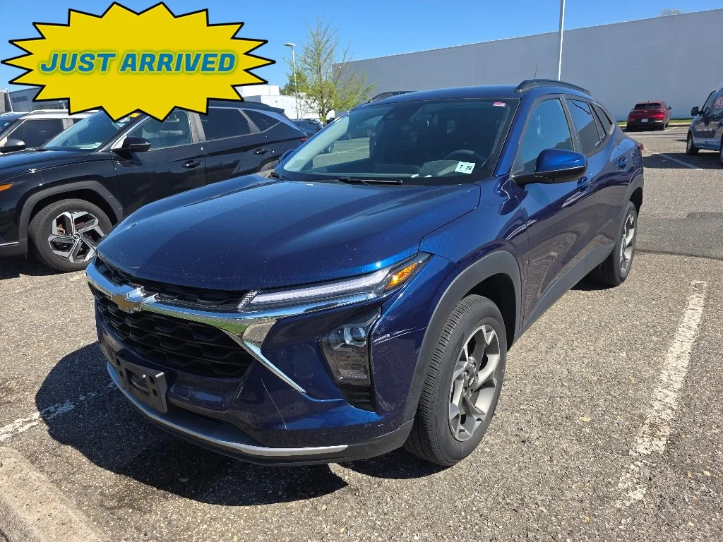 2024 Chevrolet Trax LT's photo