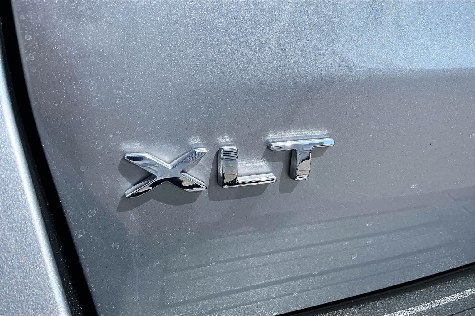 Used 2023 Iconic Silver Metallic Ford XLT image 29