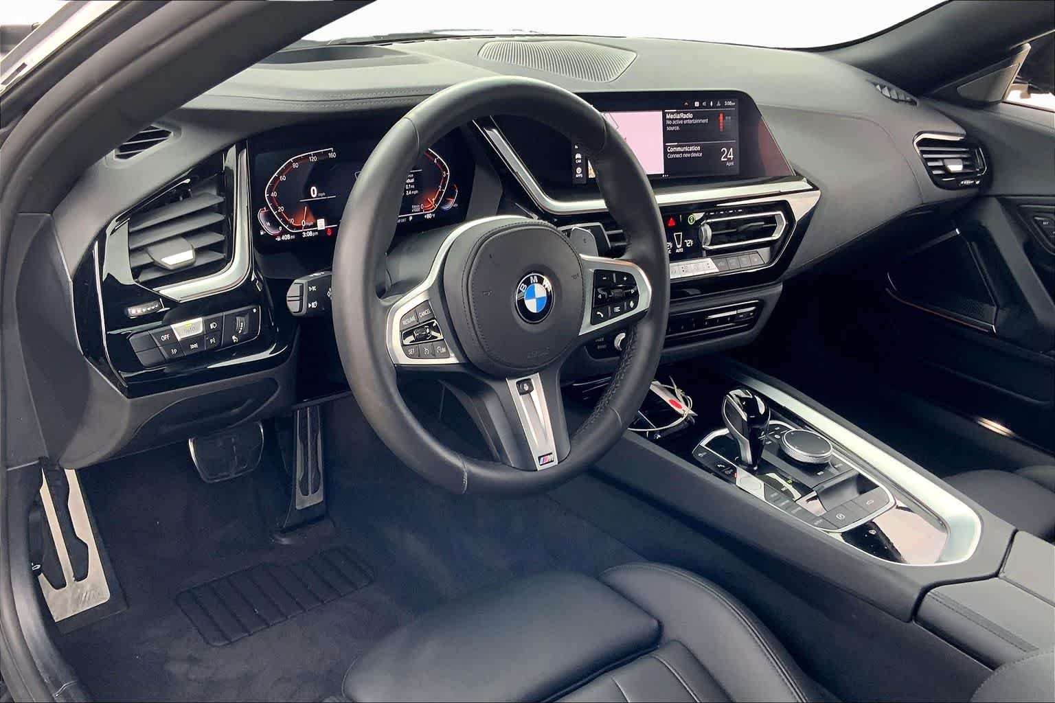 Used 2026 Black Sapphire Metallic BMW sDrive30i image 16