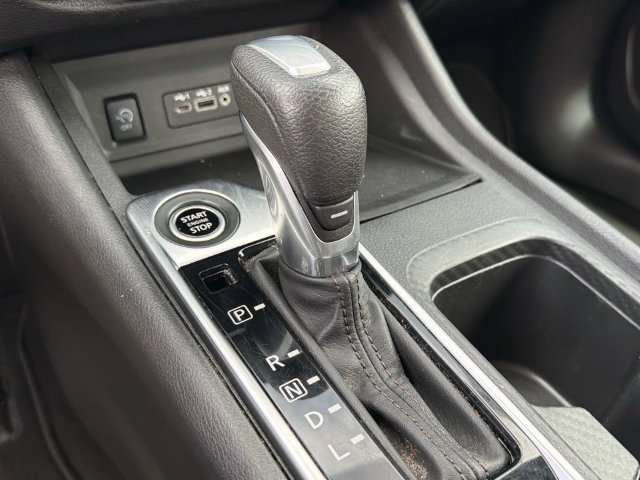 Used 2024 Fresh Powder Nissan SV image 24