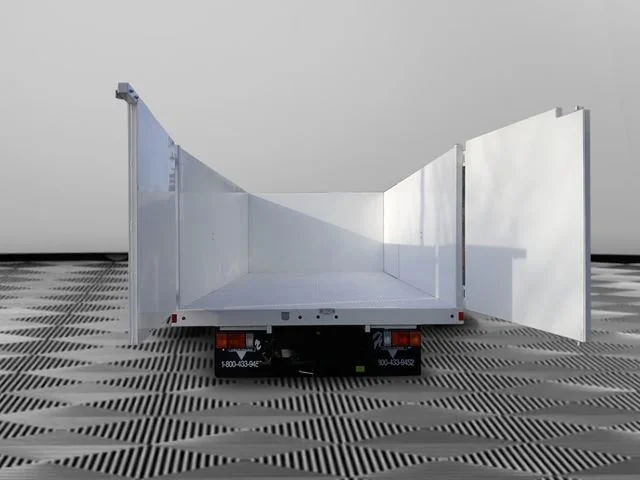 New 2025 Arc White Chevrolet  image 16