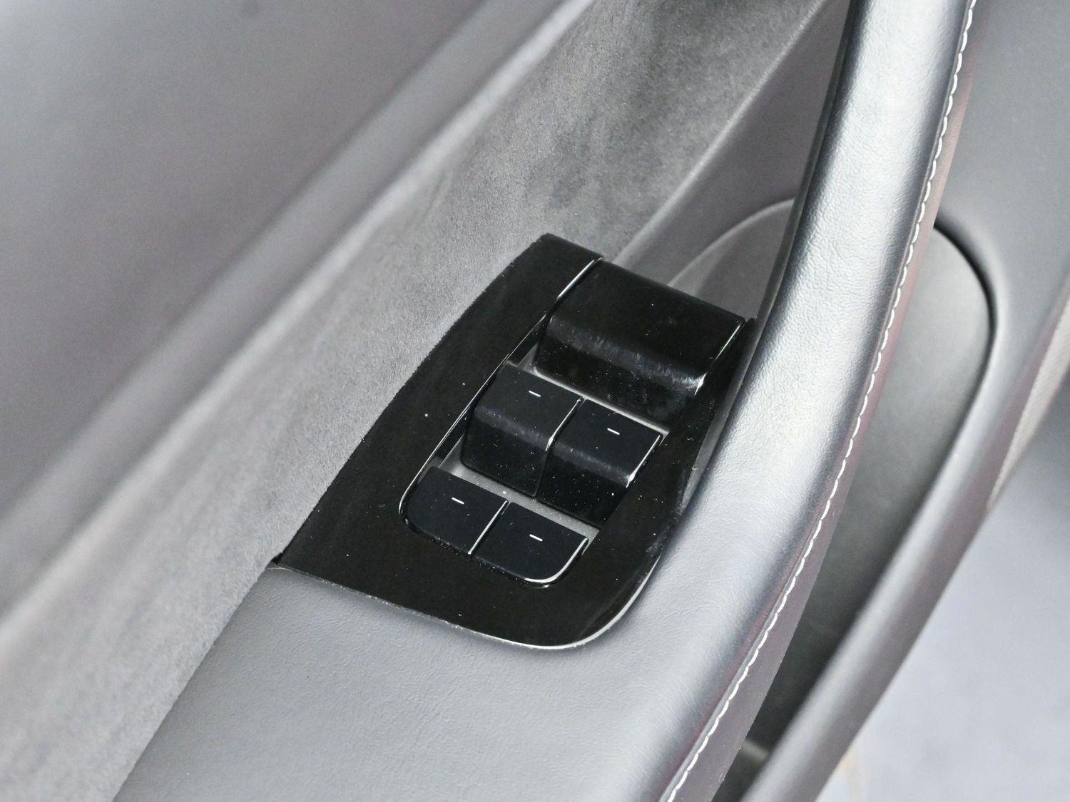 Used 2018 Red Multi-Coat Tesla Long Range Battery image 11
