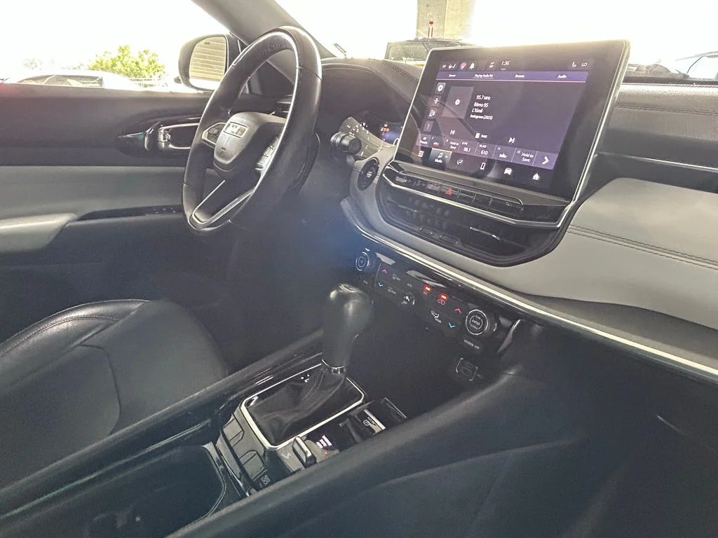 2022 Jeep Compass Limited - Photo 24