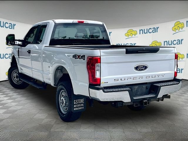 Used 2019 Oxford White Ford XL image 2