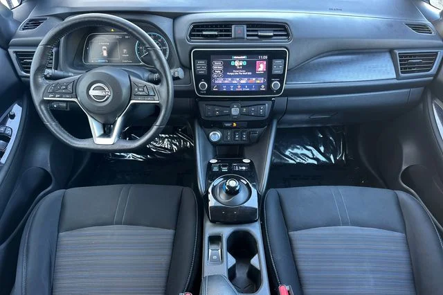 Used 2023 Silver Nissan SV Plus image 15