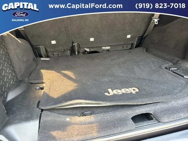 Used 2017 Gray Jeep Unlimited Sahara image 16