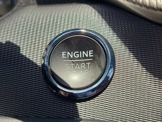 Used 2025 Gray Ford ST-Line image 37