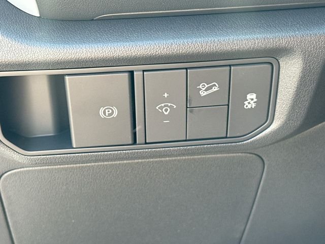 New 2027 Snow White Pearl Kia S image 10