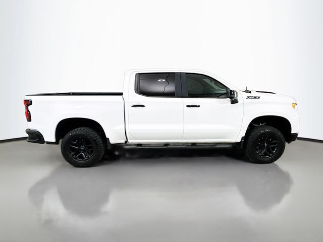 Used 2022 White Chevrolet LT Trail Boss image 8