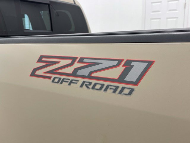 Certified Used 2022 SAND DUNE METALLIC Chevrolet 4WD Z71 image 8