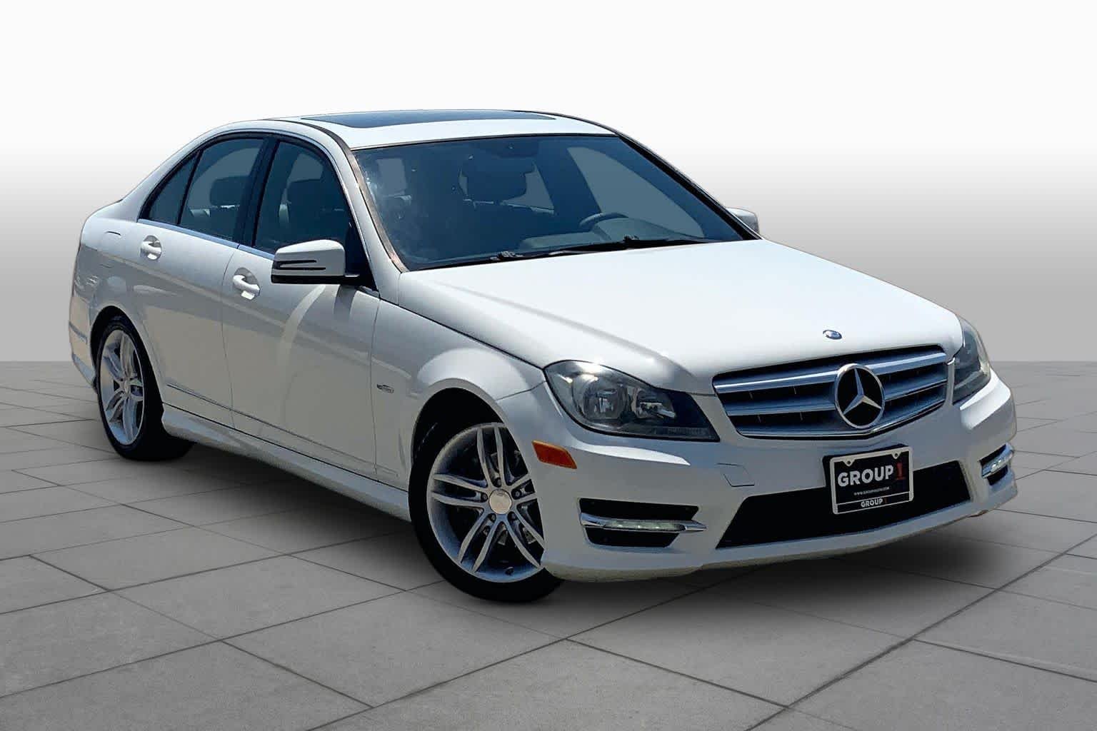 Used 2012 Arctic White Mercedes-Benz C 250 Luxury image 2