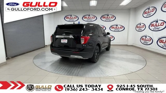 Certified Used 2023 Black Metallic Ford XLT image 5