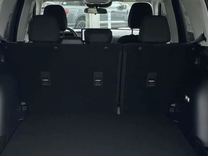 New 2026 Carbonized Gray Metallic Ford Big Bend® image 11