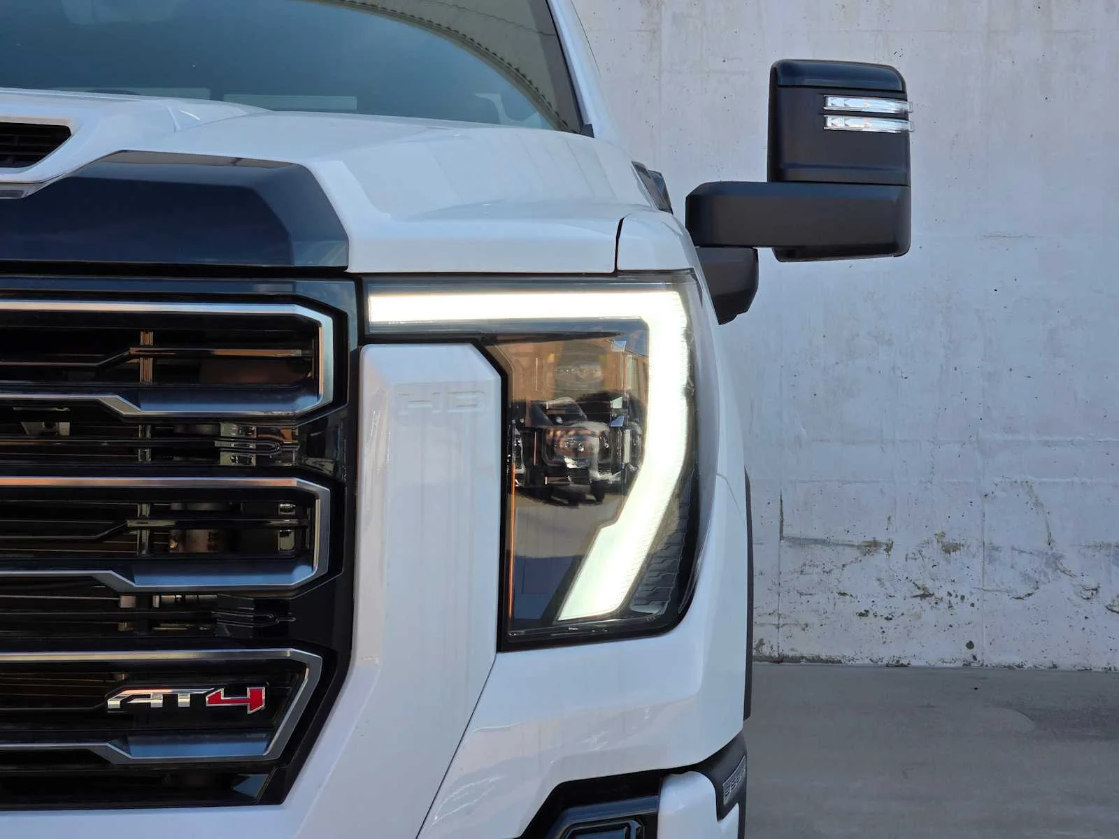 2026 GMC Sierra 2500HD AT4 - Photo 5