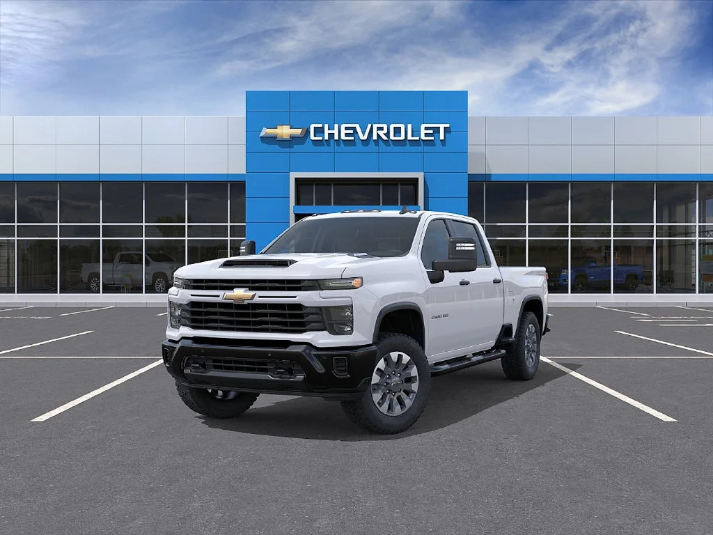 New 2026 Summit White Chevrolet Custom image 9