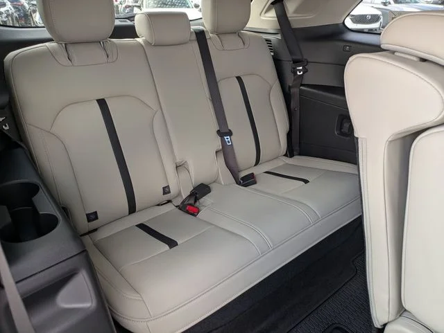 2026 Mazda CX-90 Premium Package - Photo 31