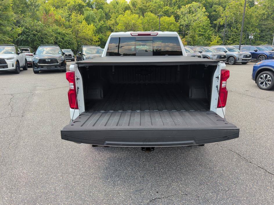 Used 2024 Summit White Chevrolet RST image 15