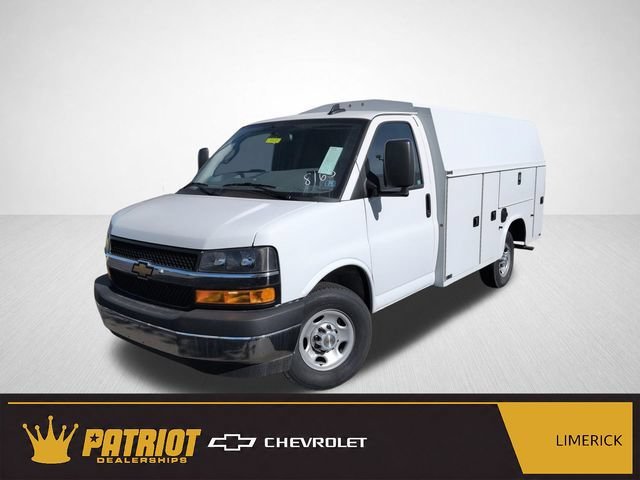 2025 Chevrolet Express Cutaway 3500