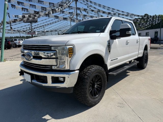2019 Ford F-250 Lariat 4x4 Crew Cab 6-3/4' Box's photo