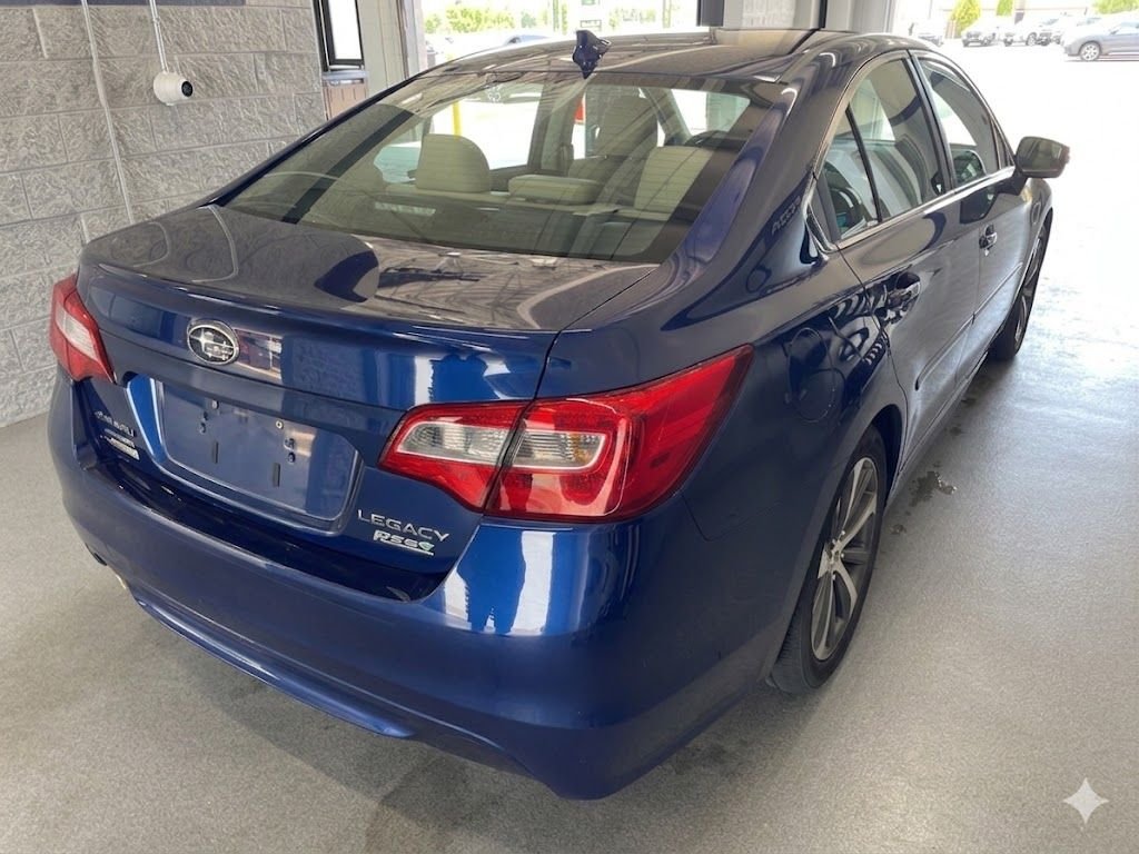 Used 2016 Lapis Blue Pearl Subaru 2.5i image 4