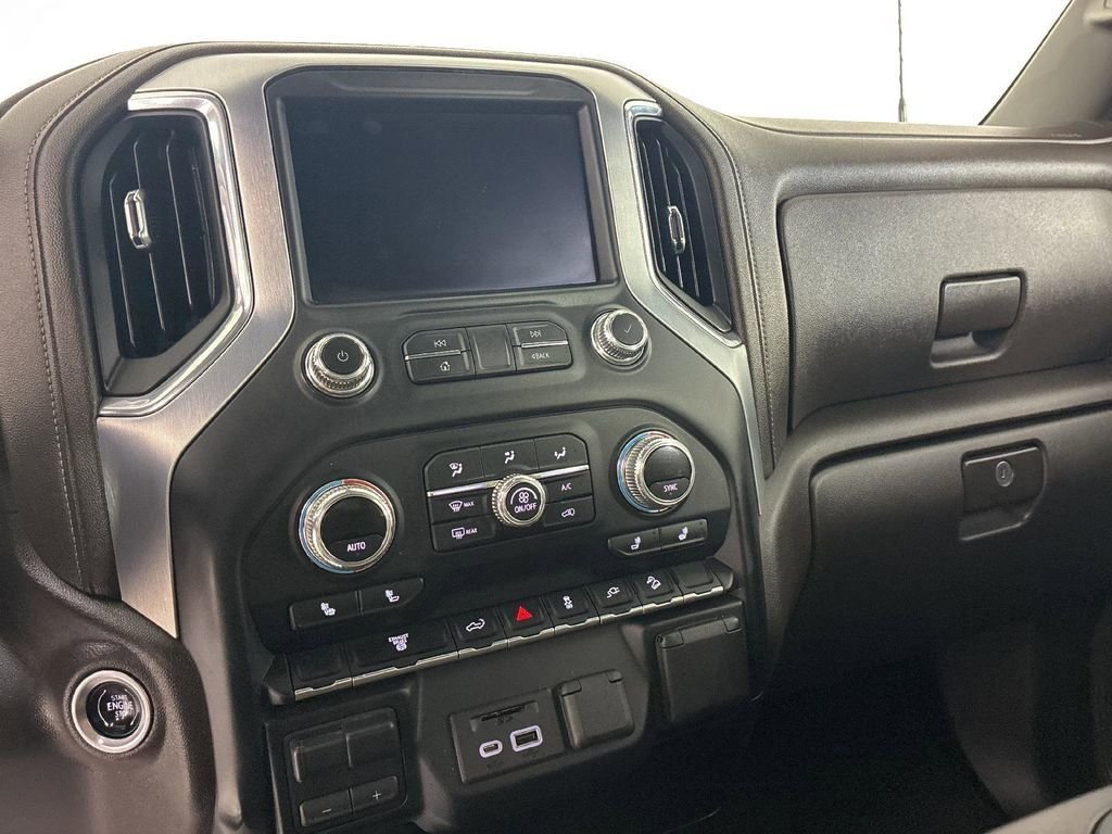 2021 GMC Sierra 2500HD SLT - Photo 17