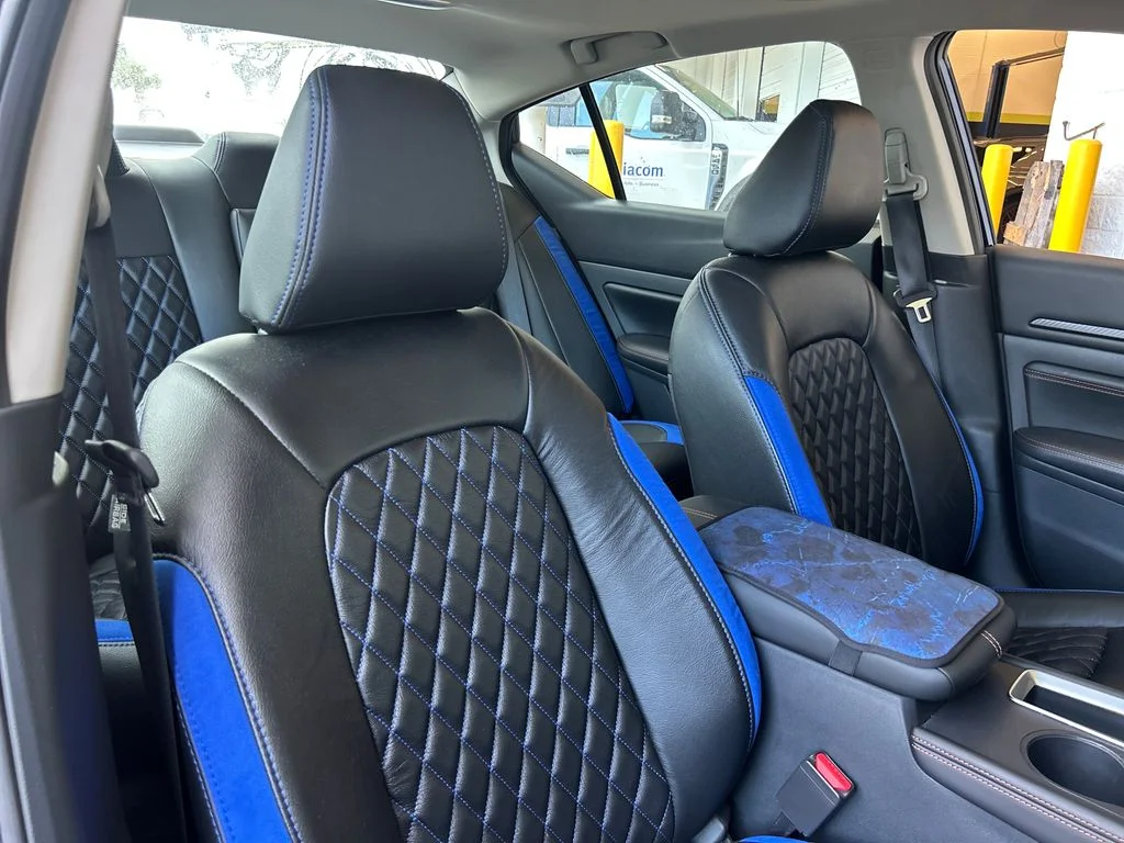 Used 2021 Blue Nissan 2.5 SR image 14