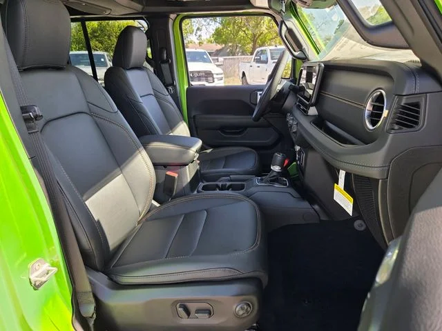 New 2026 Mojito Exterior Paint Jeep Sahara image 20