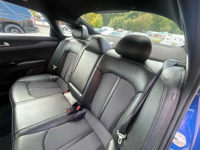 Used 2021 Blue Kia GT-Line image 3