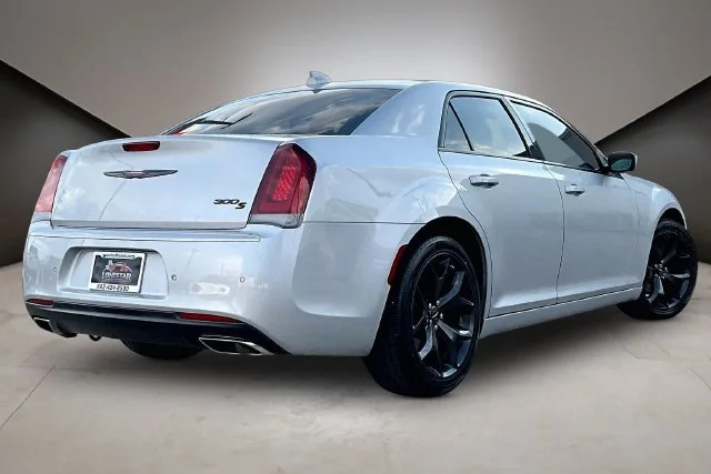 Used 2022 Silver Chrysler S image 6