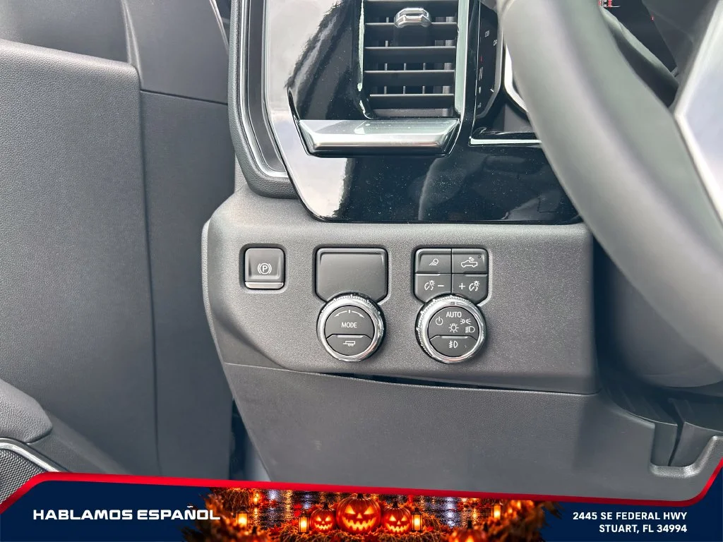 New 2026 Sterling Metallic GMC Elevation image 24