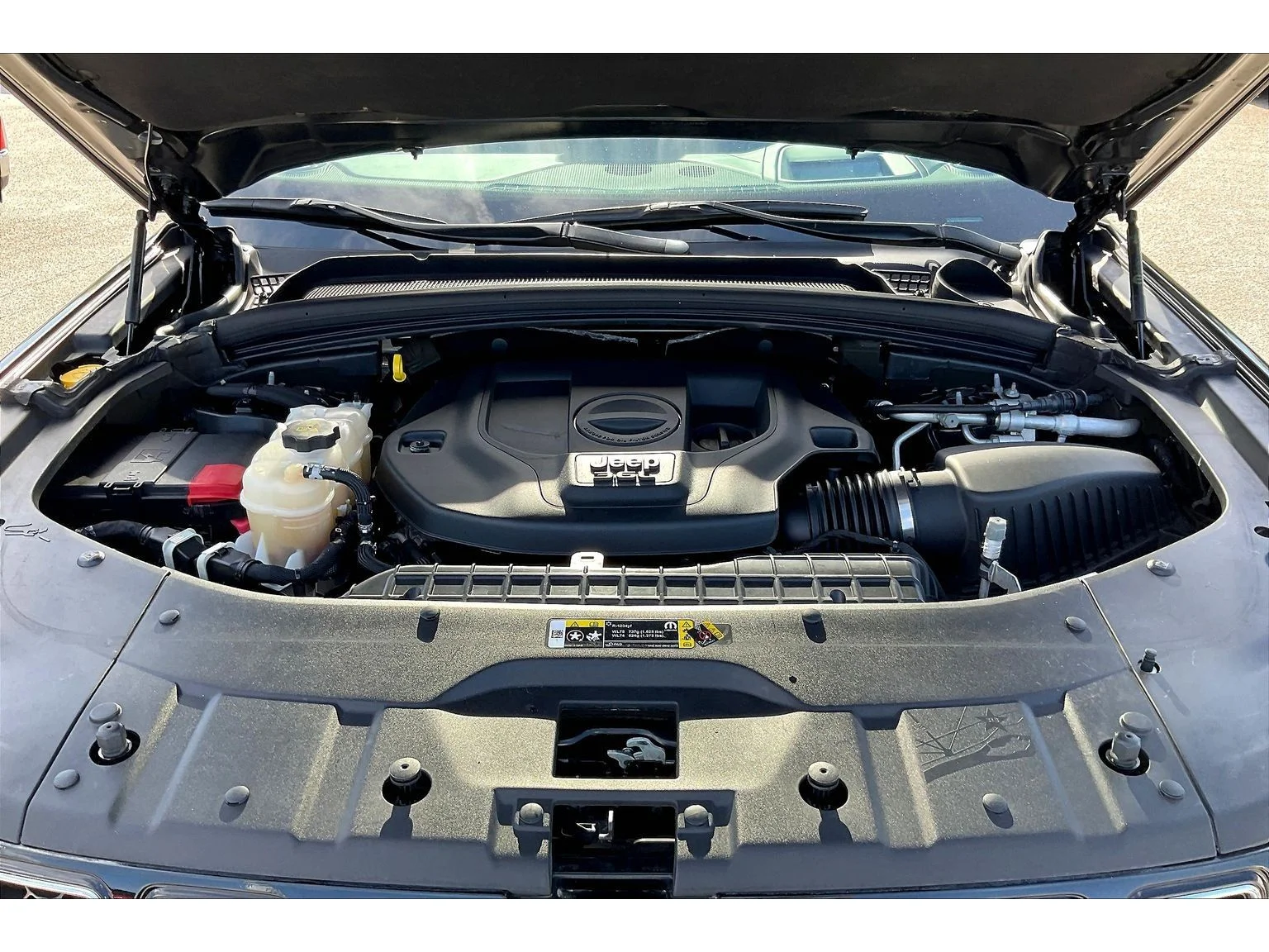 Used 2022 Gray Jeep Overland image 8
