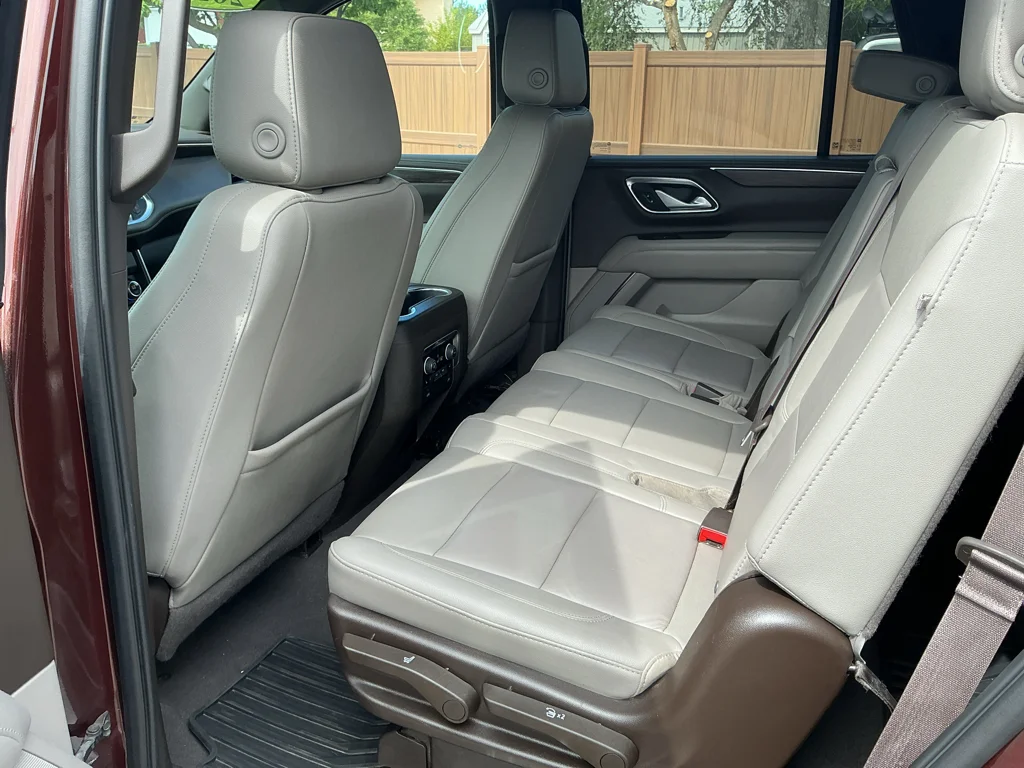Used 2022 Auburn Metallic Chevrolet LT image 19