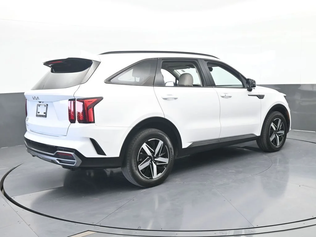 Used 2023 Glacial White Pearl Kia EX image 6
