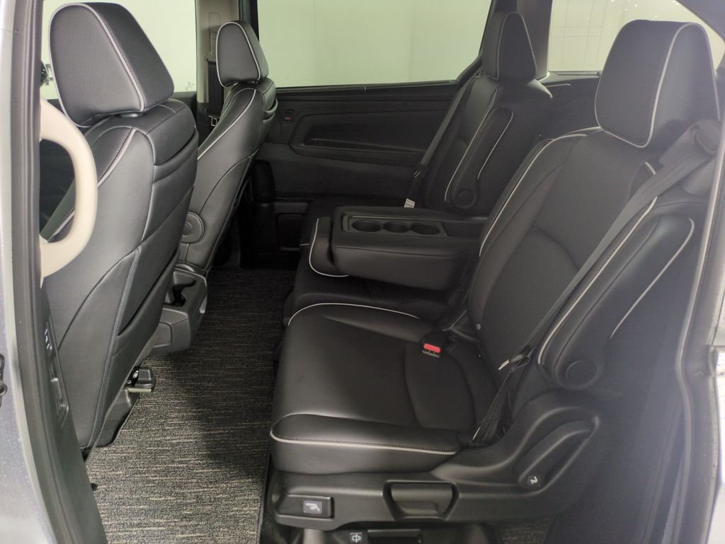 2026 Honda Odyssey Touring - Photo 25