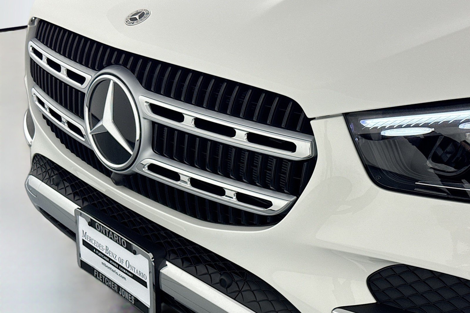 New 2026 Polar White Mercedes-Benz GLE 350 SUV image 12