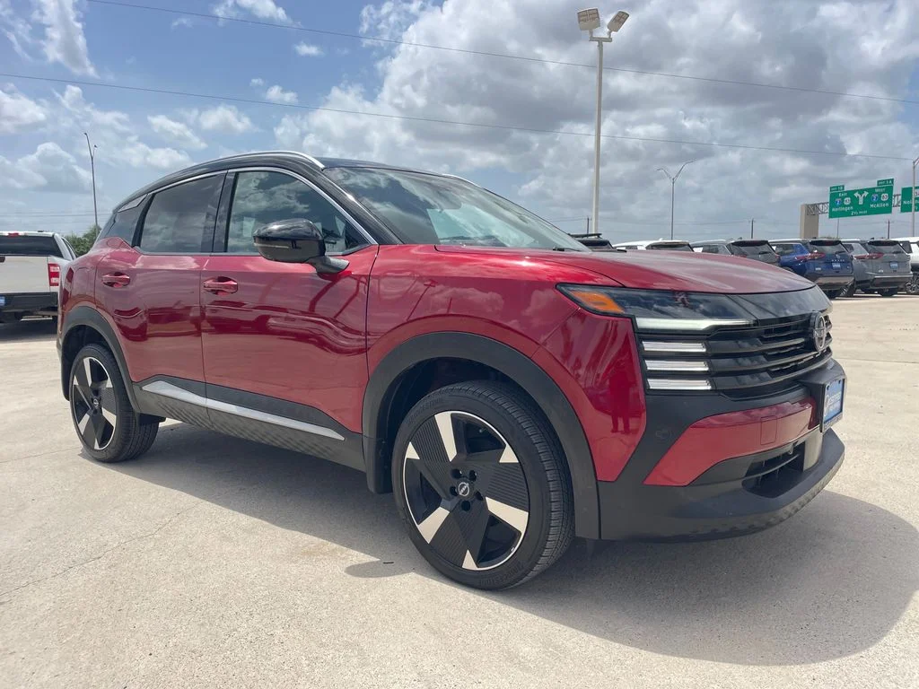 Used 2025 Red Nissan SR image 7