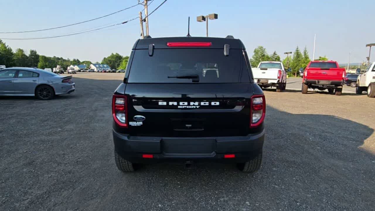 Used 2022 Shadow Black Ford Outer Banks image 7