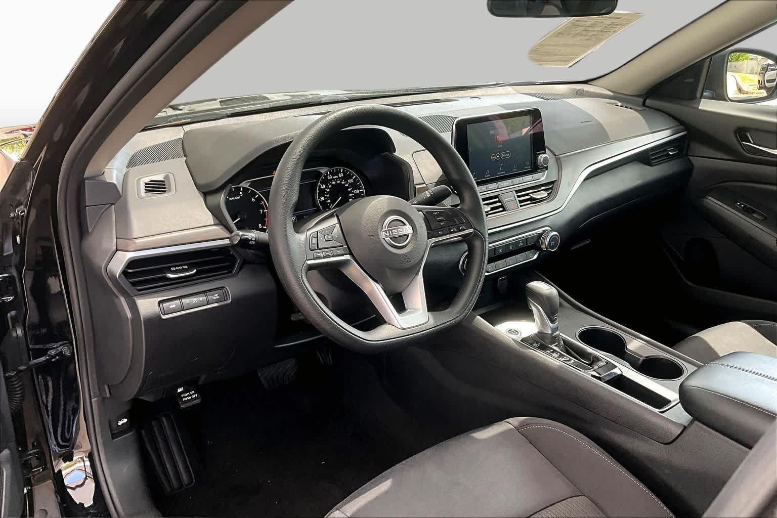 Certified Used 2025 Super Black Nissan SV image 17