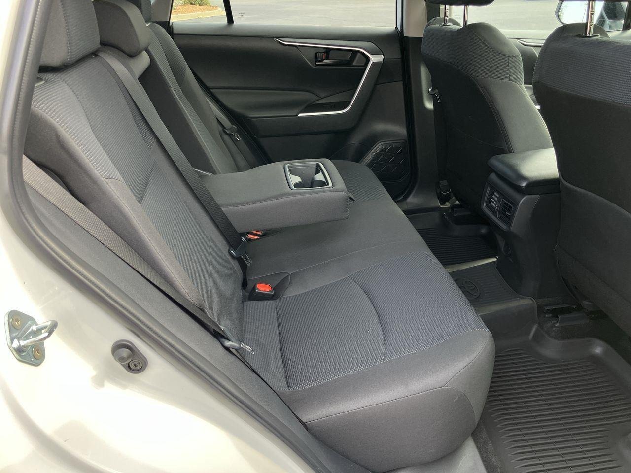 Used 2025 White (Ice Cap) Toyota LE image 29