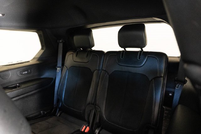 Used 2021 Black Jeep Altitude image 9