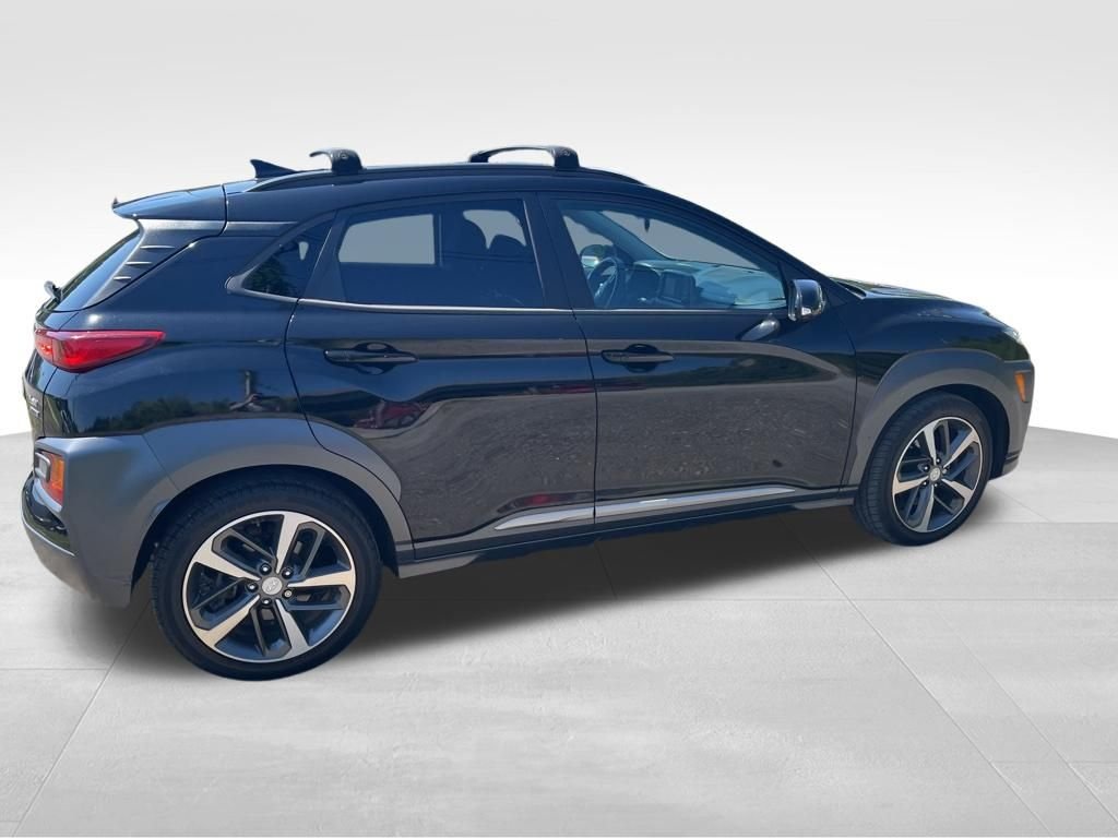 Used 2020 Black Hyundai Ultimate image 14