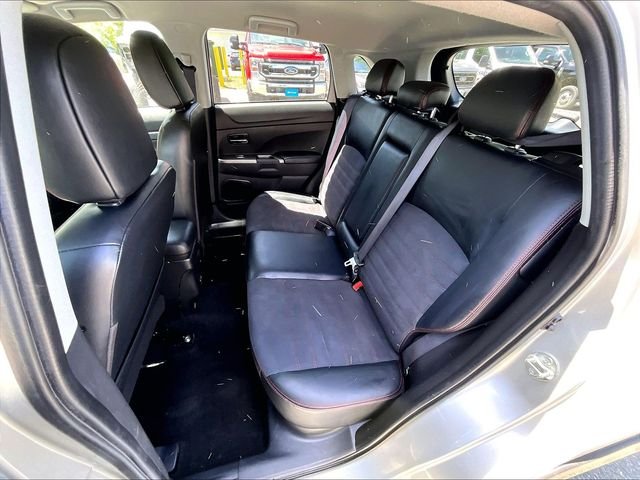 Used 2024 Silver Mitsubishi 2.0 SE image 21