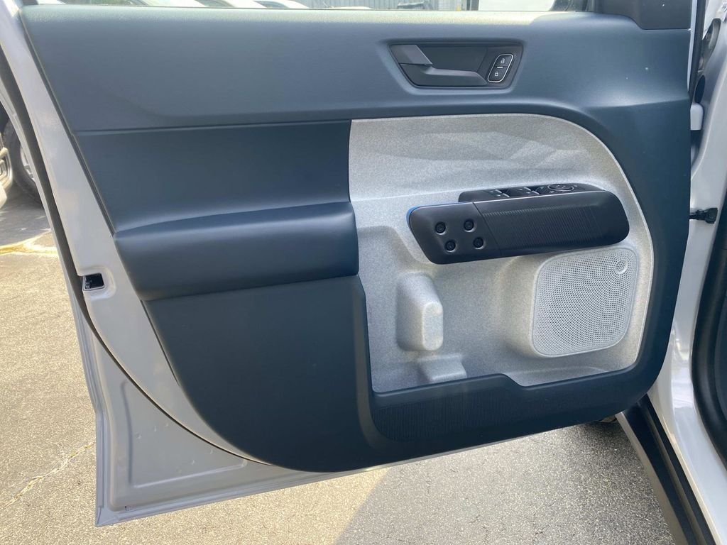 New 2026 Space White Metallic Ford XLT image 11